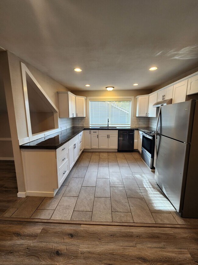 Photo - 614 S Pearl St