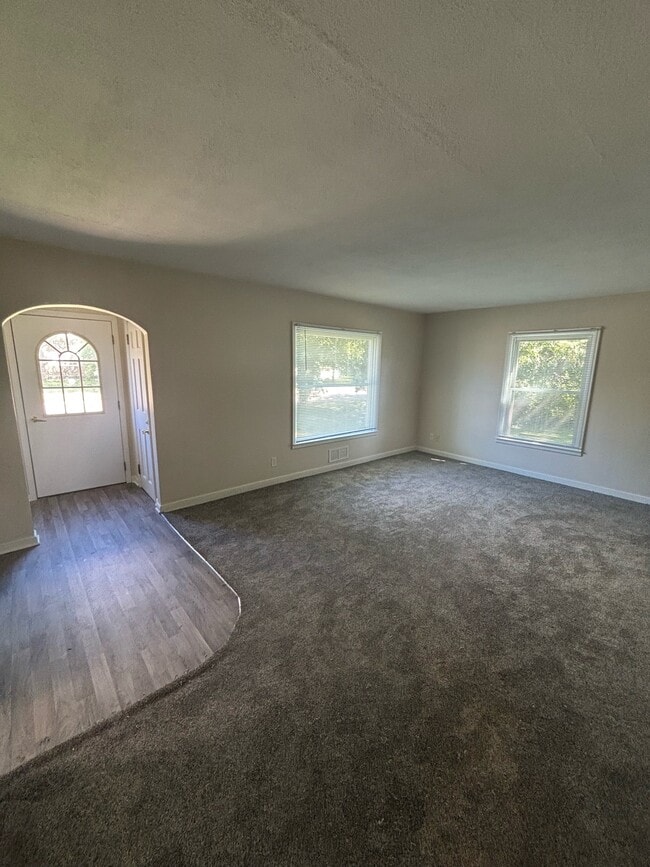 Photo - 420 Lexington Ave