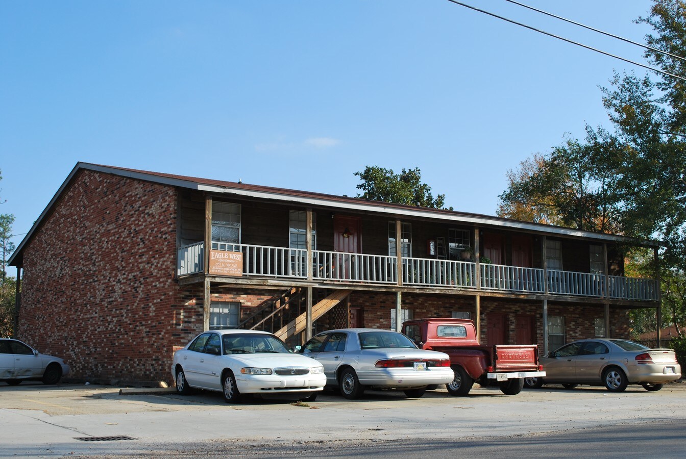 Eagles West Apartments - Eagles West Apartments
