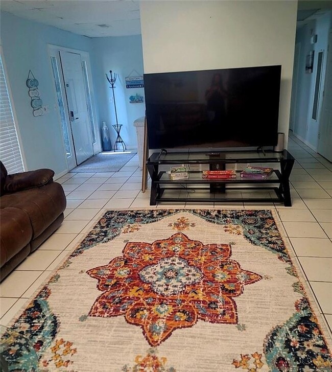 Photo - 5041 Blackberry Ln