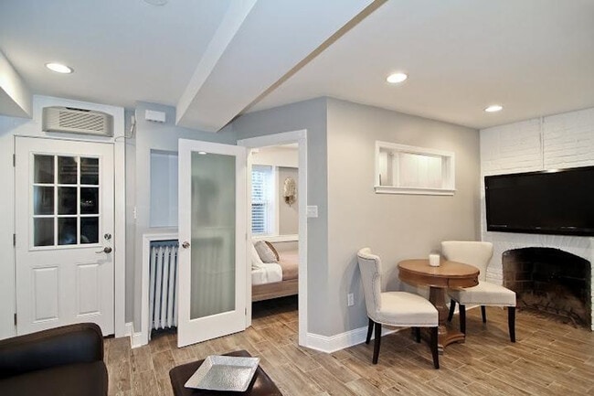 Photo - 1800 19th St NW Unidad ID364P