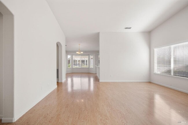 Photo - 332 Watson Hollow Dr