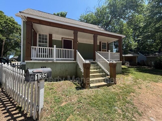 Photo - 135 D St.