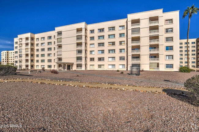 Building Photo - 7920 E Camelback Rd Unit 609 Rental