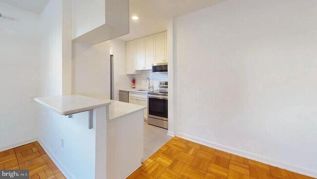 Photo - 4000 Beecher St NW Unidad 101