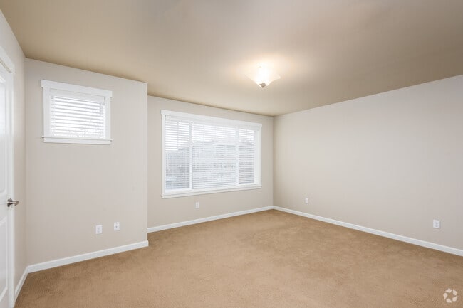 3BD, 2.5BA - Townhome