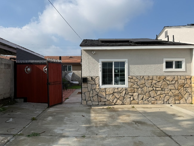 Photo - 665 Larimore Ave Unidad 2