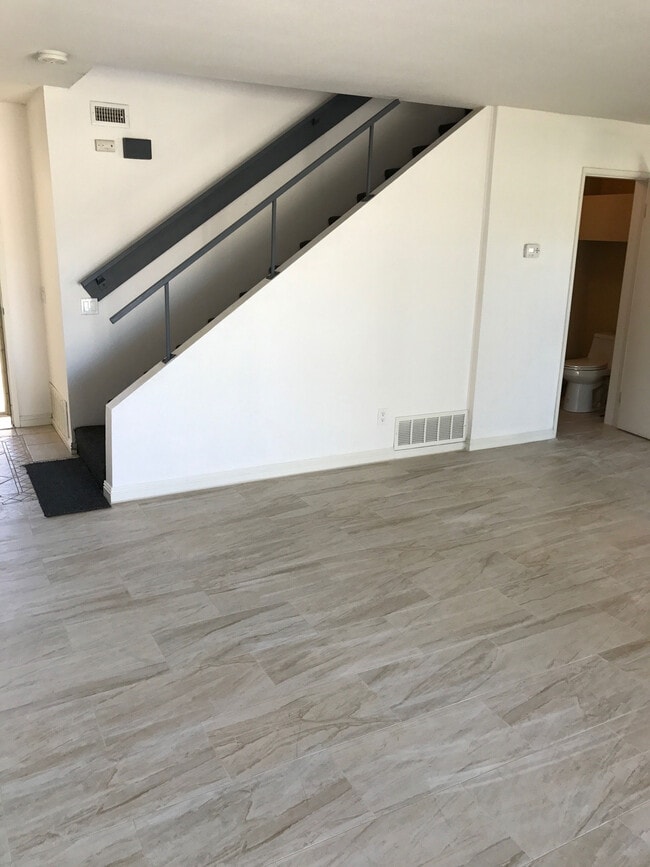 Photo - 33550 Rancho Vista Dr Unit # B