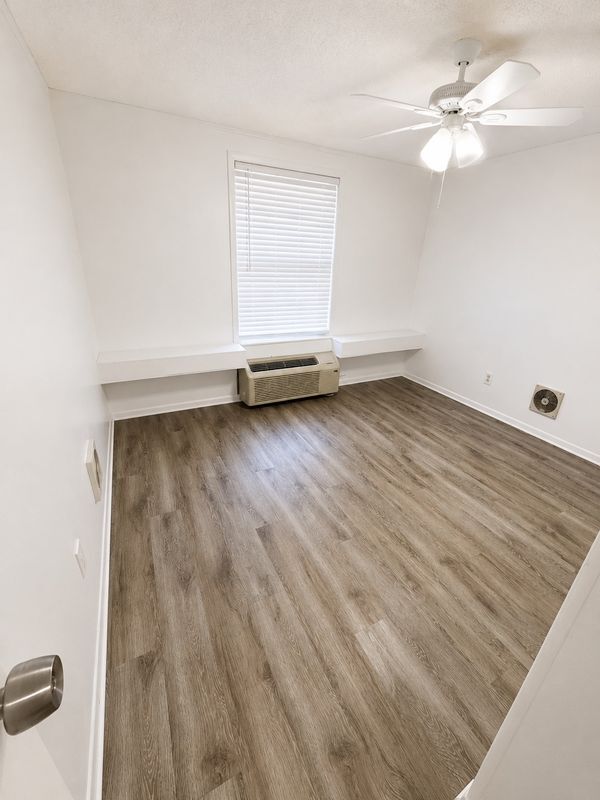Photo - 420-420 MILLS STREET, 32 Unit 32
