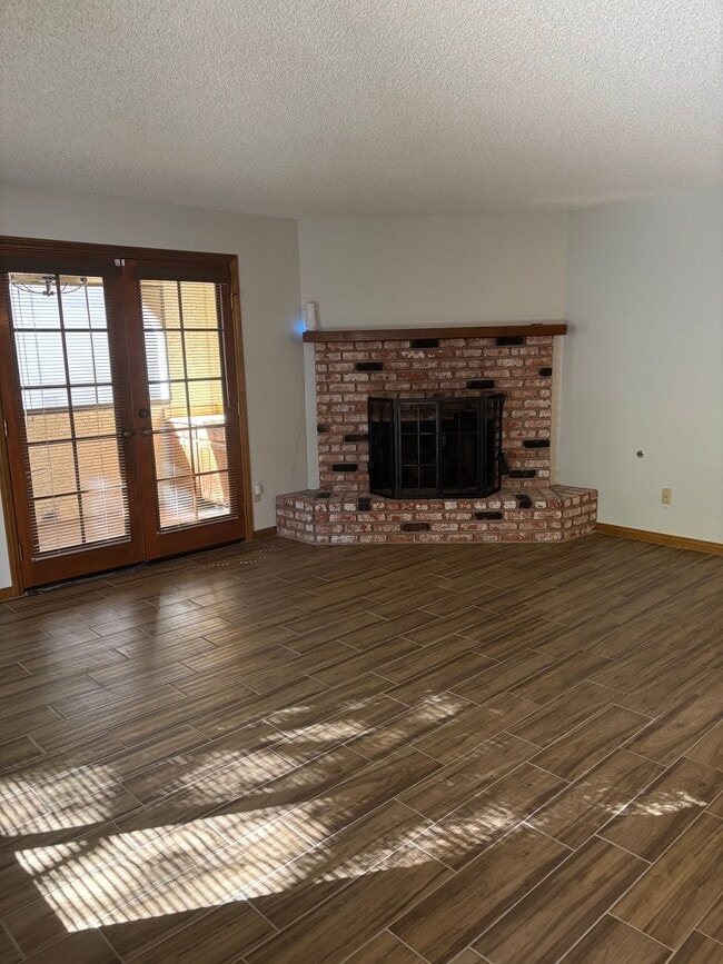 Building Photo - 1414 Santa Margarita St Unit C