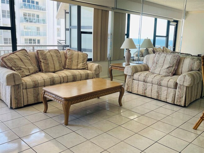 Photo - 3800 Galt Ocean Dr Unidad 1508