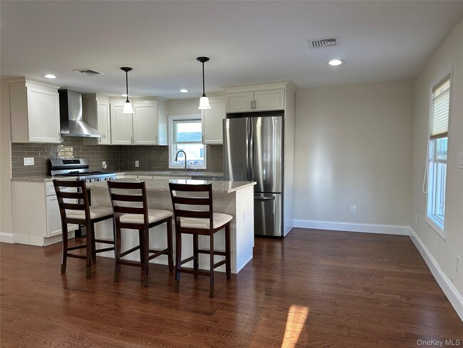 Photo - 59 New Hampshire Ave