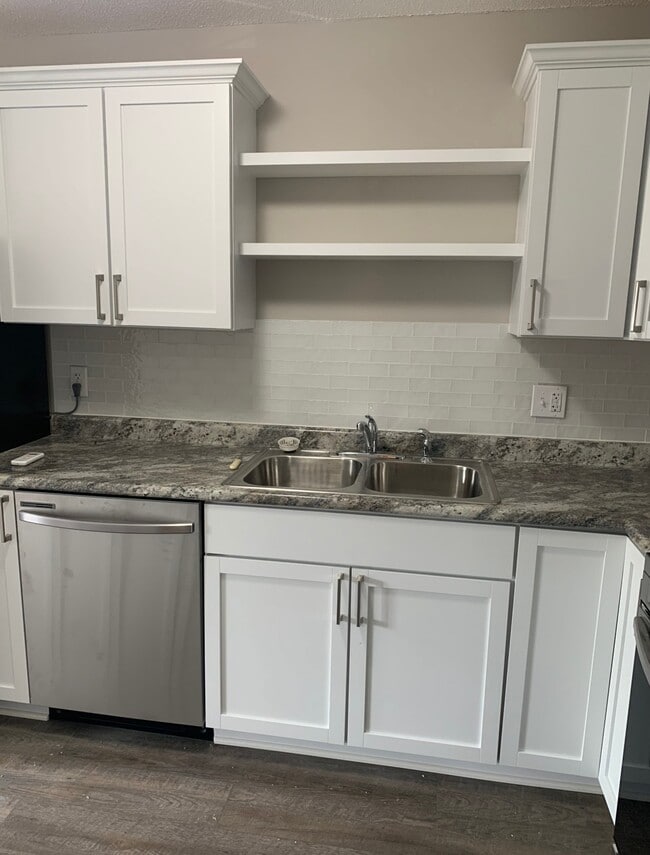 Photo - 7501 W 101st St Unit 202
