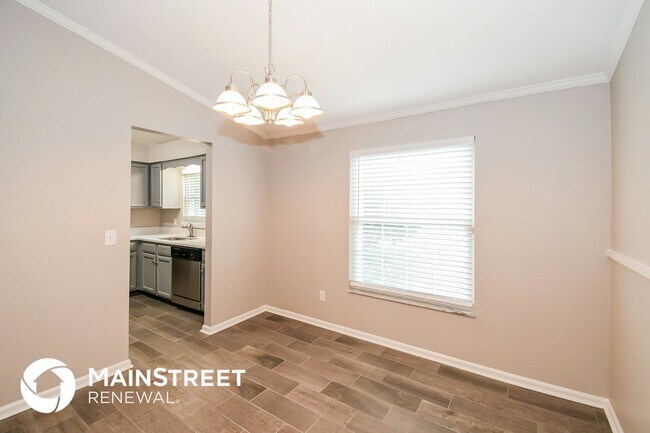 Photo - 10844 Reading Rd