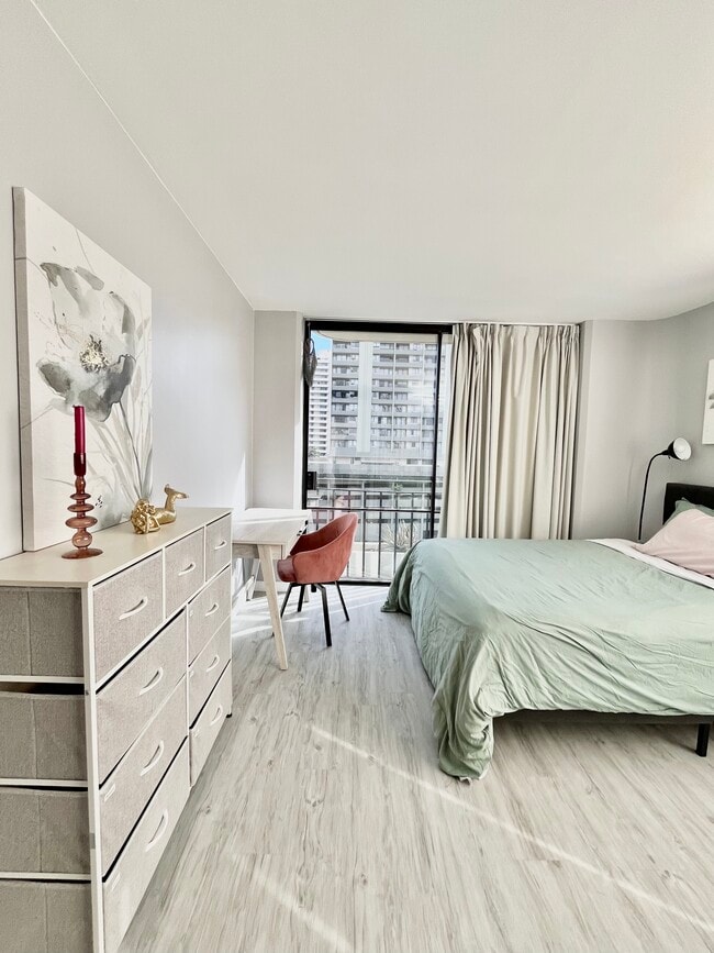 441 Lewers St Unit 808