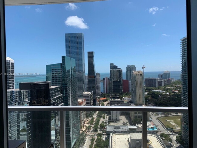 Photo - 1060 Brickell Ave Condo Unit 3909