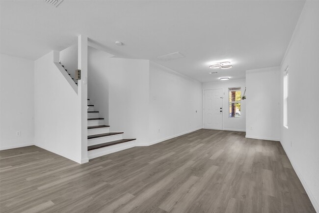 Photo - 839 Darbydale Crossing Ln