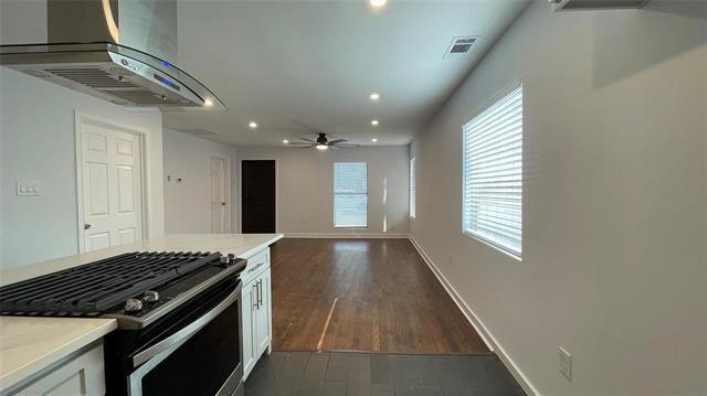 Photo - 2931 Ivandell Ave