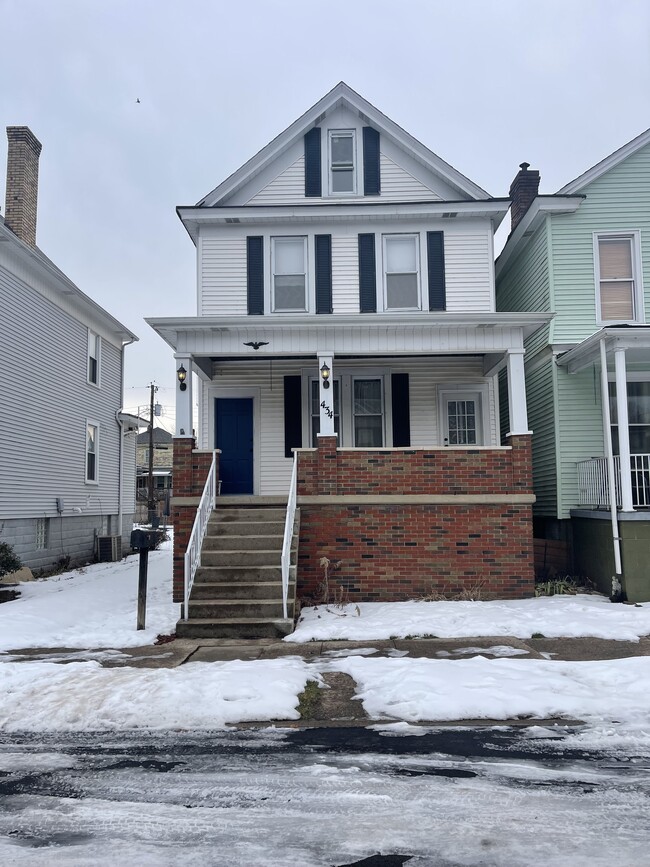 Building Photo - 434 N Erie St Rental