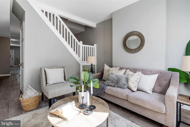 Photo - 415 N Bradford St