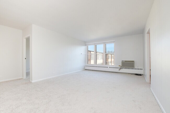 Photo - 1333 W Touhy Ave Unidad 301