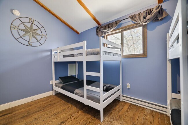 Photo - 163 Cambridge Ct