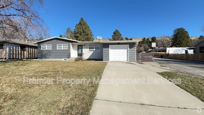 Building Photo - 913 Rimrock Rd Rental