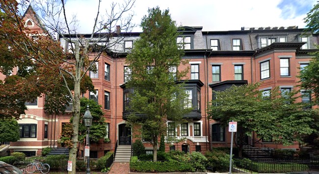 Photo - 301 Marlborough St Unidad 9