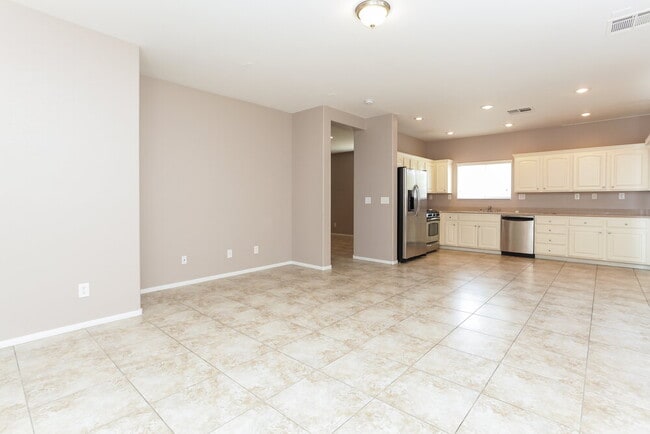 Photo - 944 Lucky Bamboo Dr