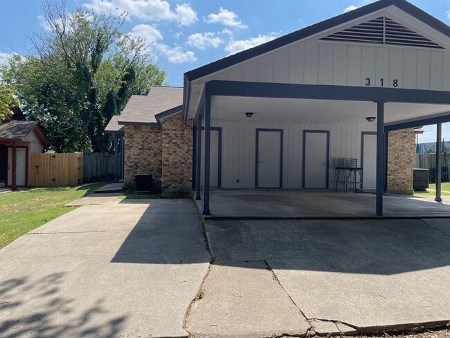 Building Photo - 318 W William Cannon Dr Rental