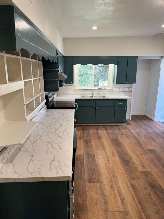 Photo - Price Improvement + $500 Move-In Special! ...