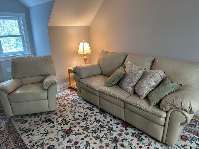 Photo - 1 Bedroom Furnished Apartment in Rindge Unit 1