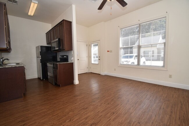 Photo - Hidden Oaks Apartments Unit 2432 W. Barnett Springs Ave.