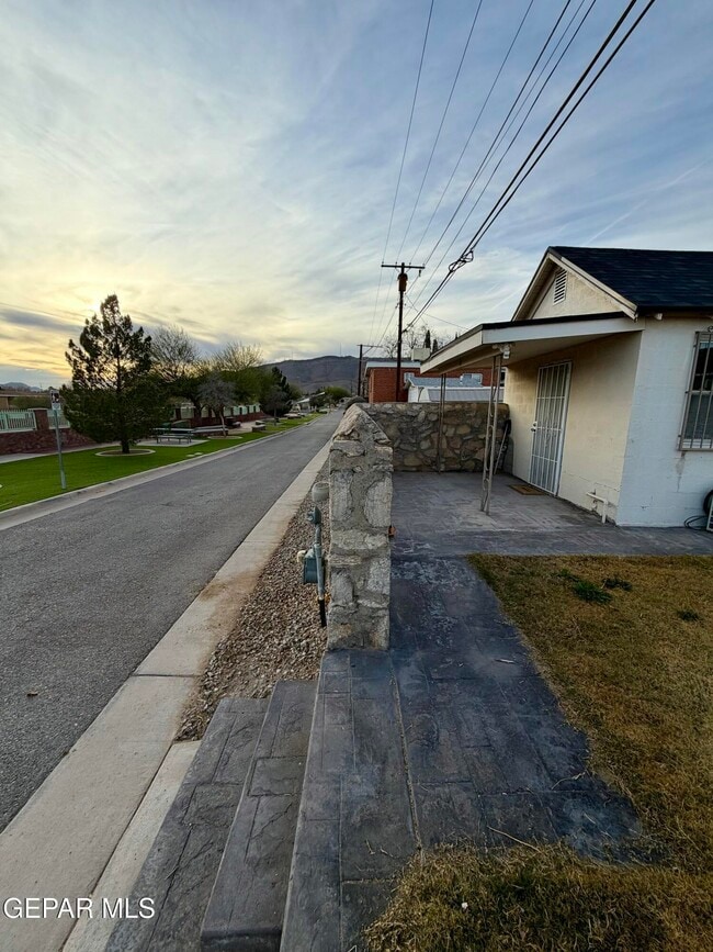 Photo - 3820 Savannah Ave