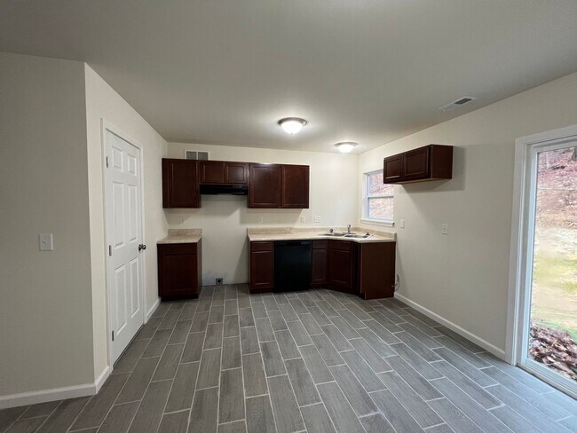 Photo - 3 Bedroom 2 Bath 2 car garage Home on 5 acres Unidad 11227 Cumberland Gap Dr