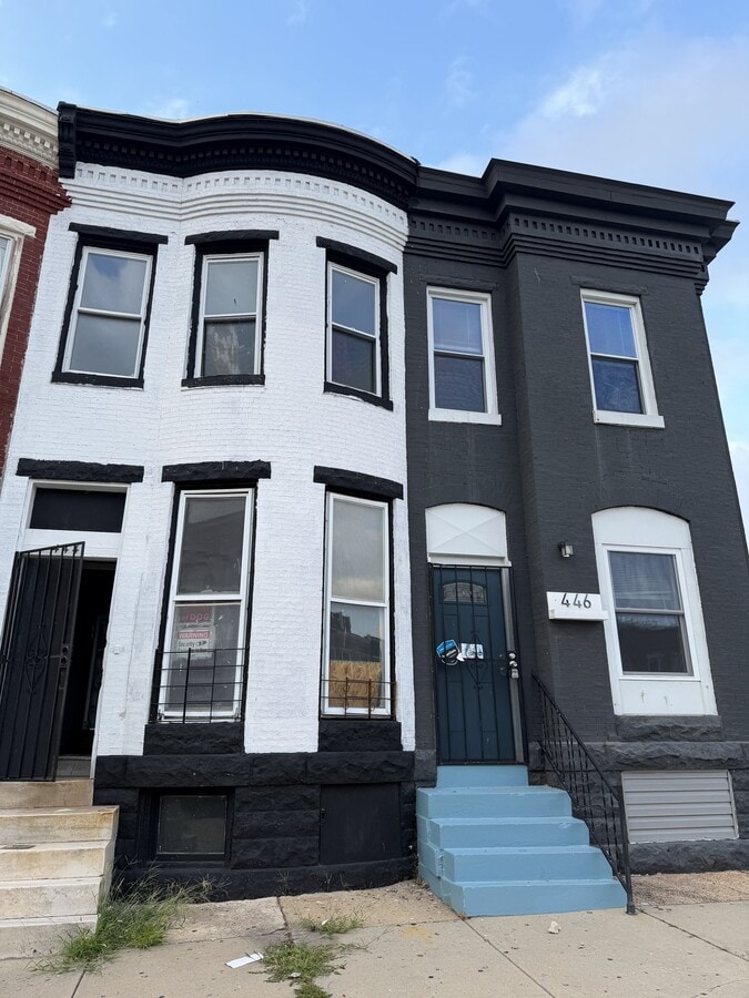 Photo - 444 E 23rd St