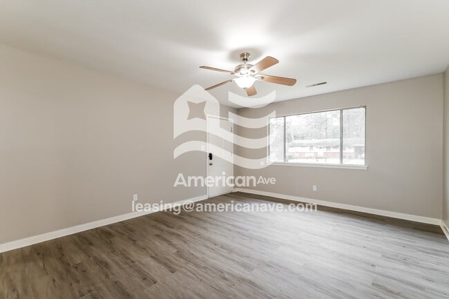 Photo - 1540 Maria Dr