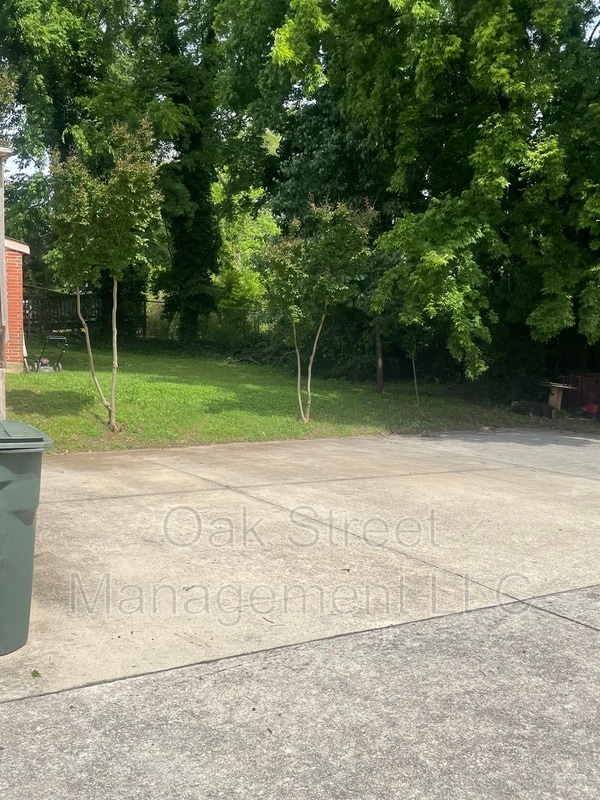 Photo - 1011 Oak St Unit A