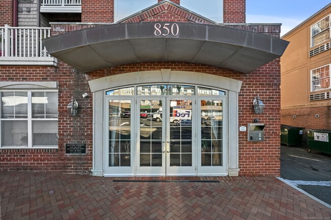 Photo - 850 E Main St Unit APT 309