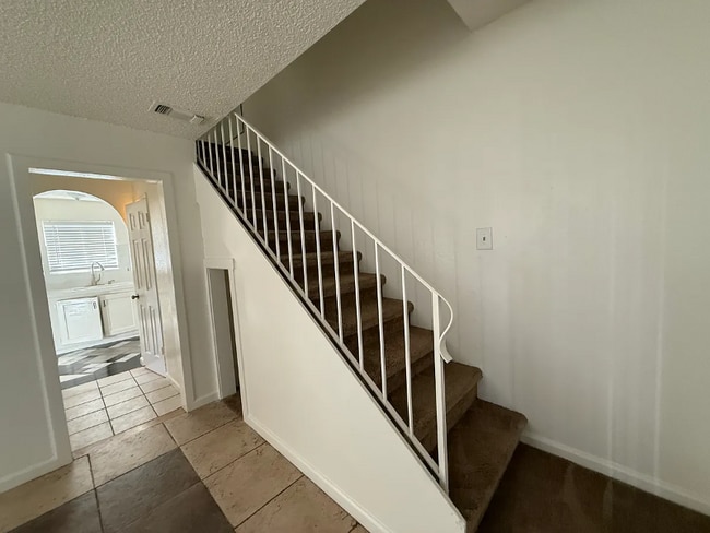 Photo - 3337 21st Ave Unidad 1