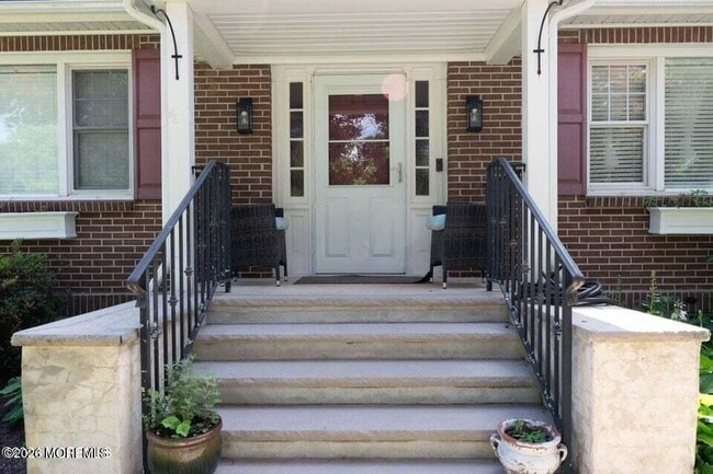 Photo - 1597 N Bay Ave