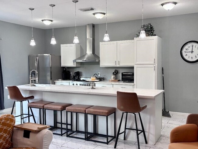 Photo - 301 Tabor St