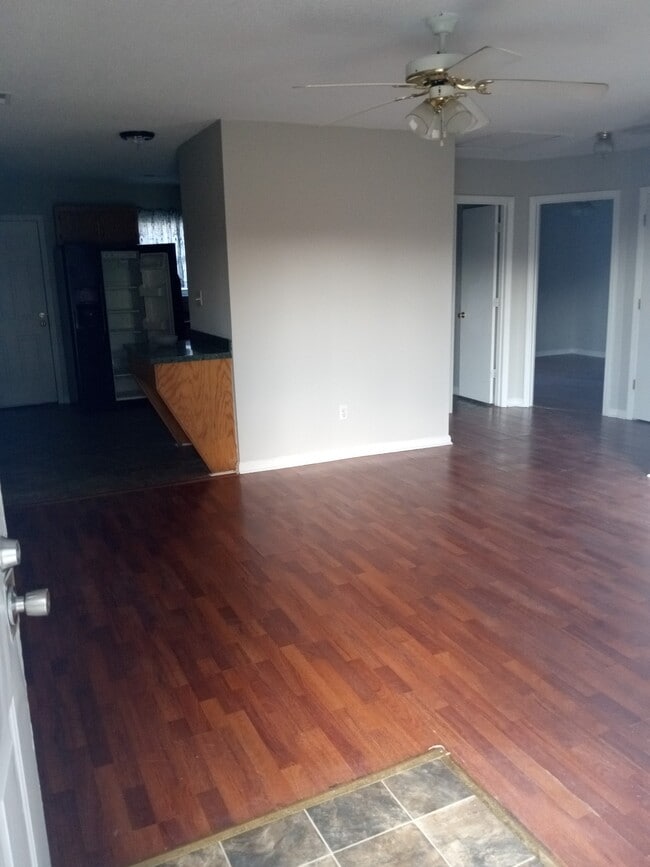Building Photo - 203 Belle Ter Unit 203 Rental