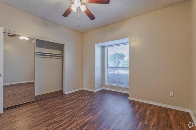 1BR, 1BA - 806 SF A1 - Bedroom