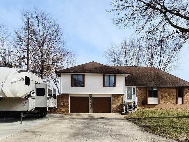 Building Photo - 307 Dawn Dr Rental