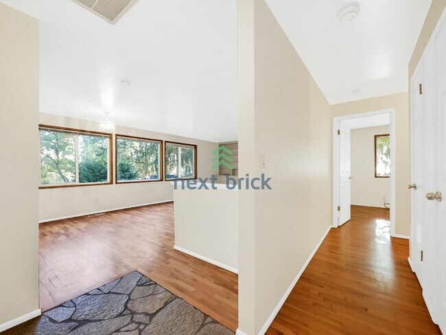 Photo - Charming Wilburton Home in the Heart of Bellevue