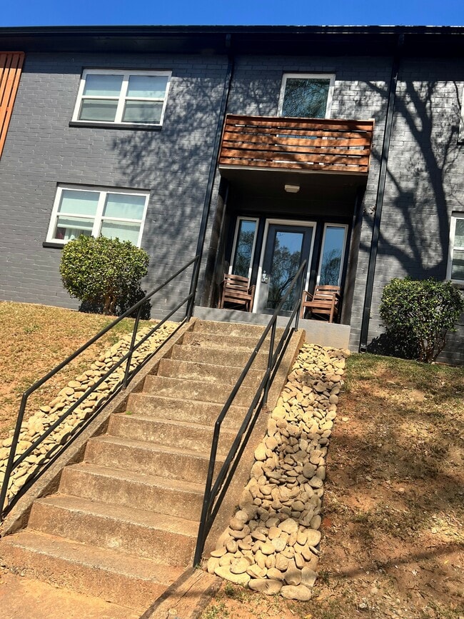 Exterior - Summit North (N)