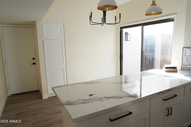 Photo - 4024 E Hiddenview Dr