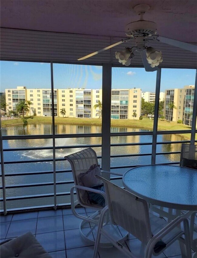 Photo - 441 SE 3rd St Unit 505