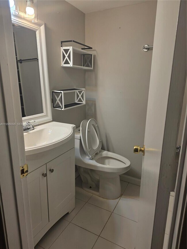 Photo - 9500 SW 3rd St Unit 259